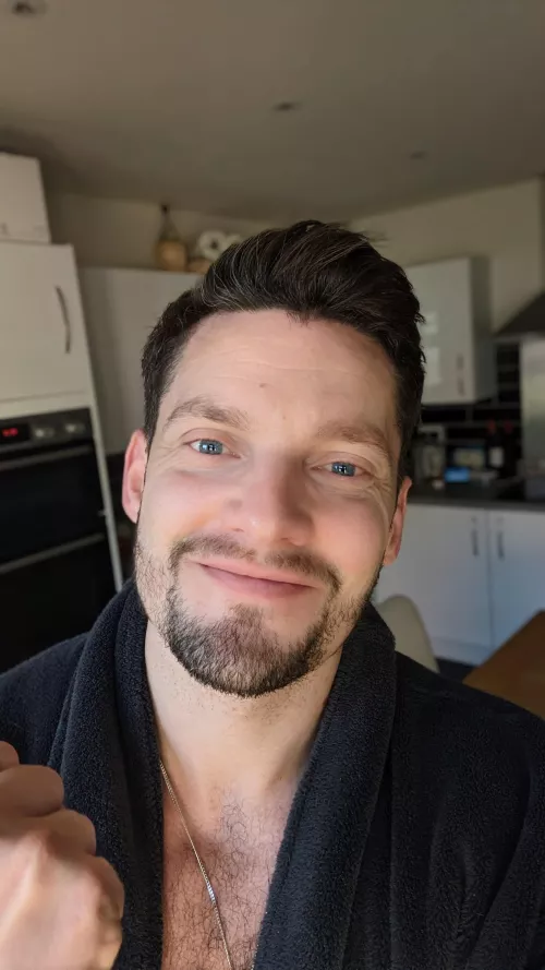 After weeks of interviews I've just been offered a new job 🥳🥳