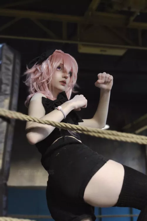 Astolfo cosplay by Charles; Get in the ring!