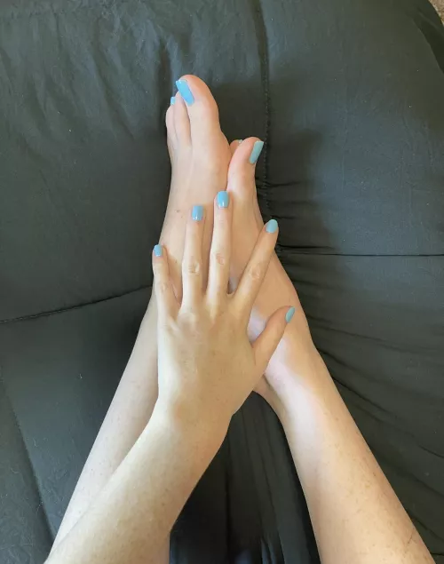 Can you tell what my favorite color is