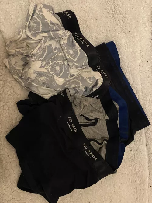 Crusty sweaty & smelly. The best way 🤤