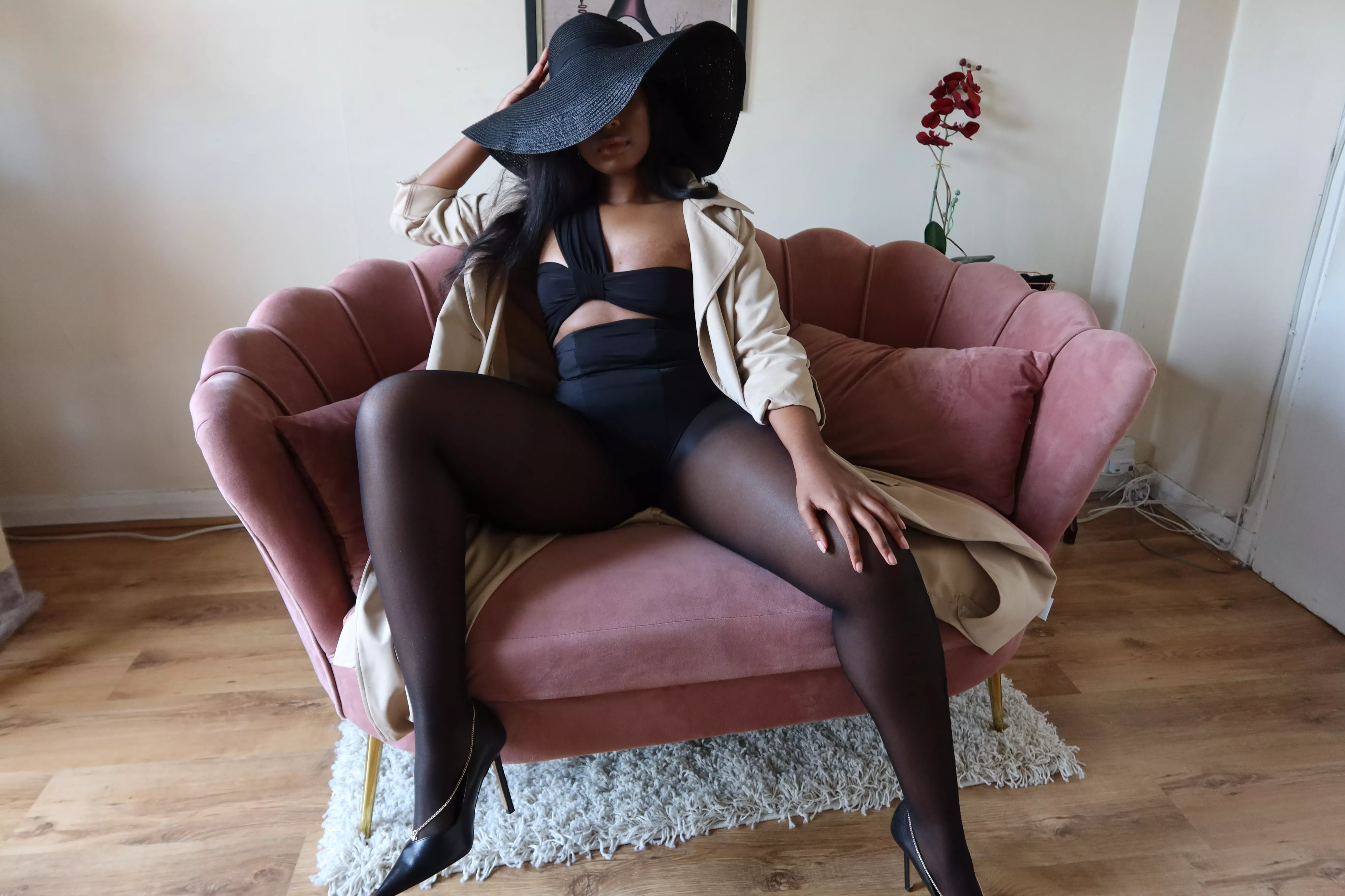 Don’t leave me waiting 💋