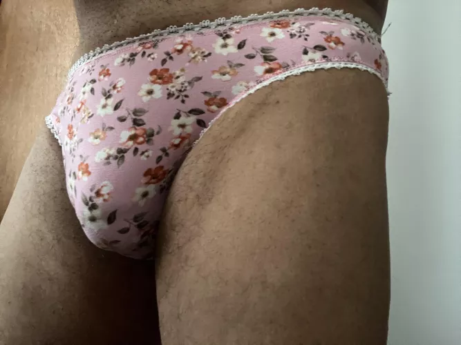 Good night panties. Bed time.