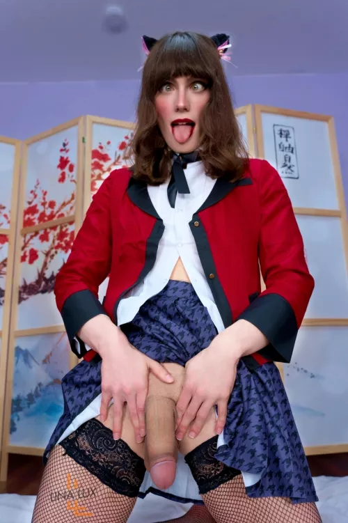 Guys you might think I'm trying to do an ahegao face but actually I'm having a stroke pls send help my address is 123 tgirl academy