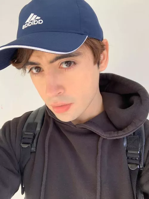 Hello guys! How’s your night going?