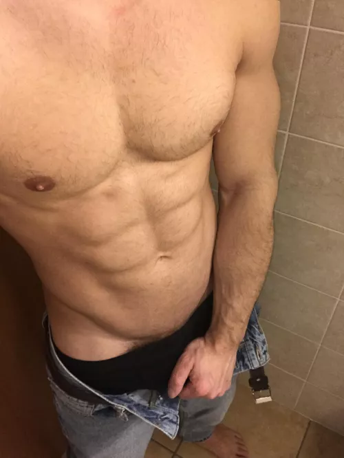 Hey there! Wanna play? 😈