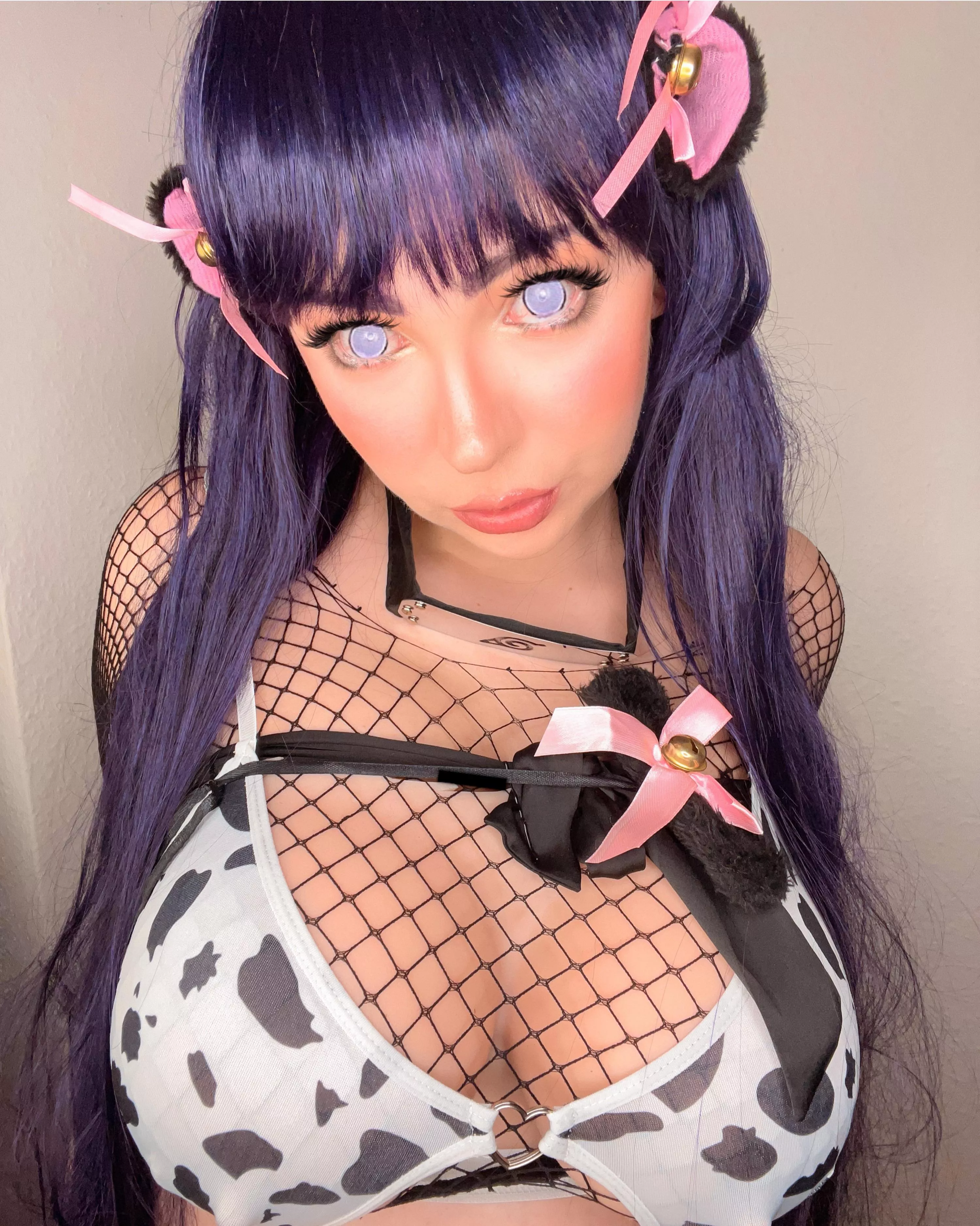 Hinata Hyuga cosplay cow edition by @belledara