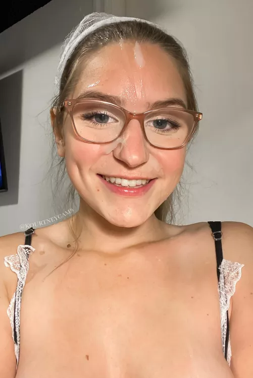 I bet I’d look cuter with your cum on my face 🥰