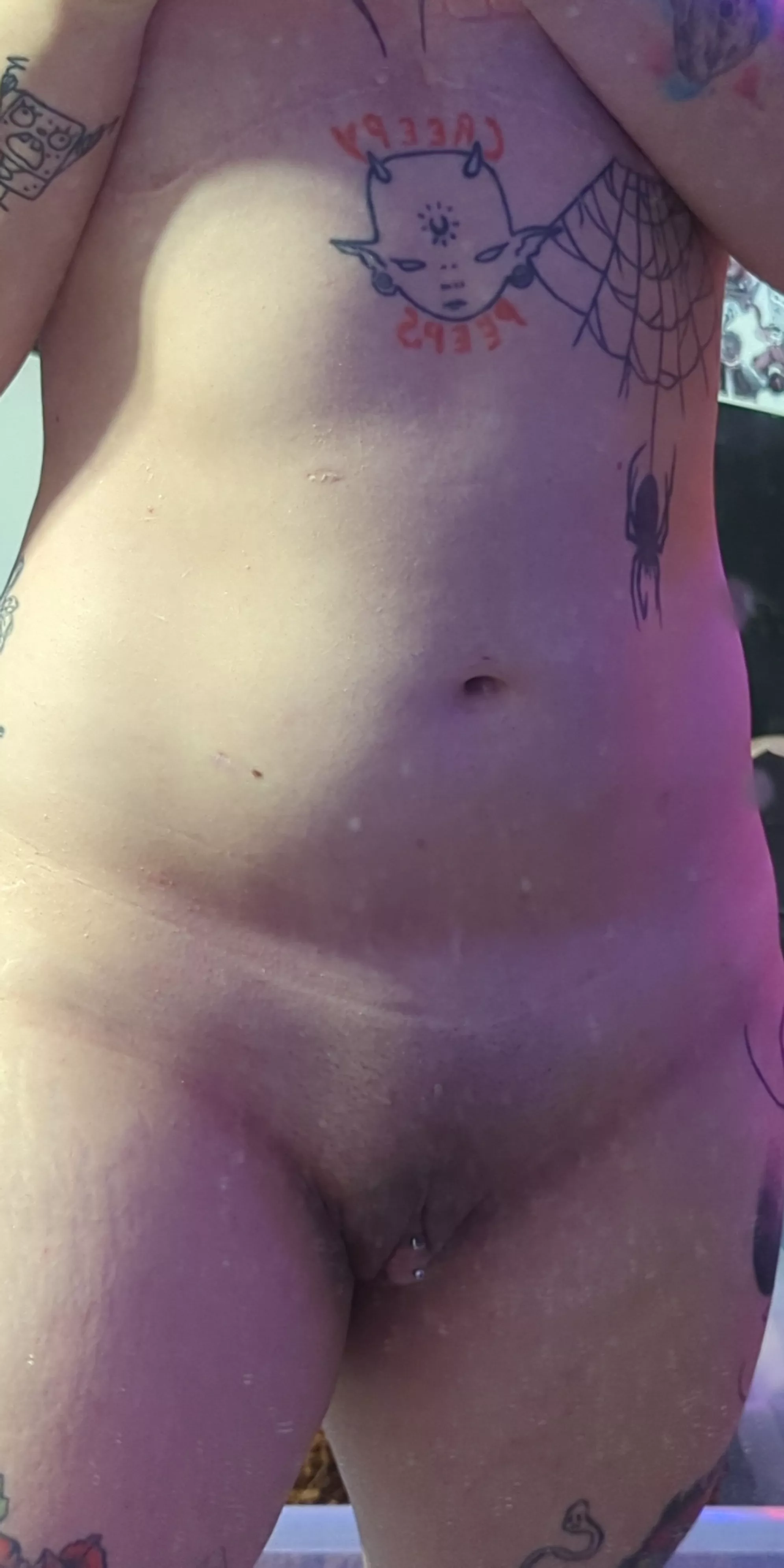 I got a new piercing 👀