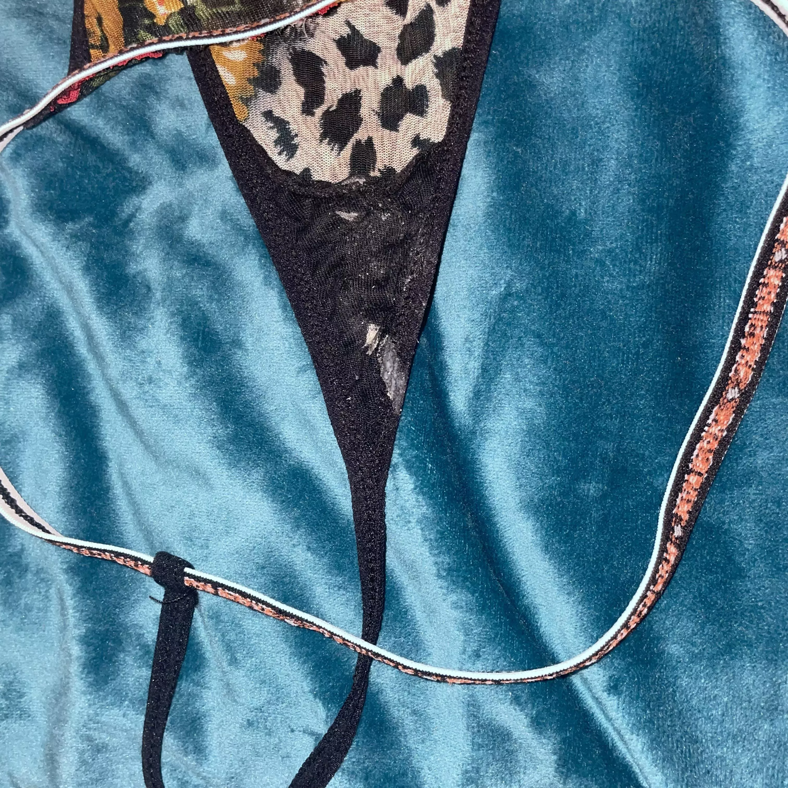 I normally don’t wear g-strings… Do you think they’re sexy?