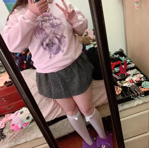 I'm here to serve all your kinky needs.