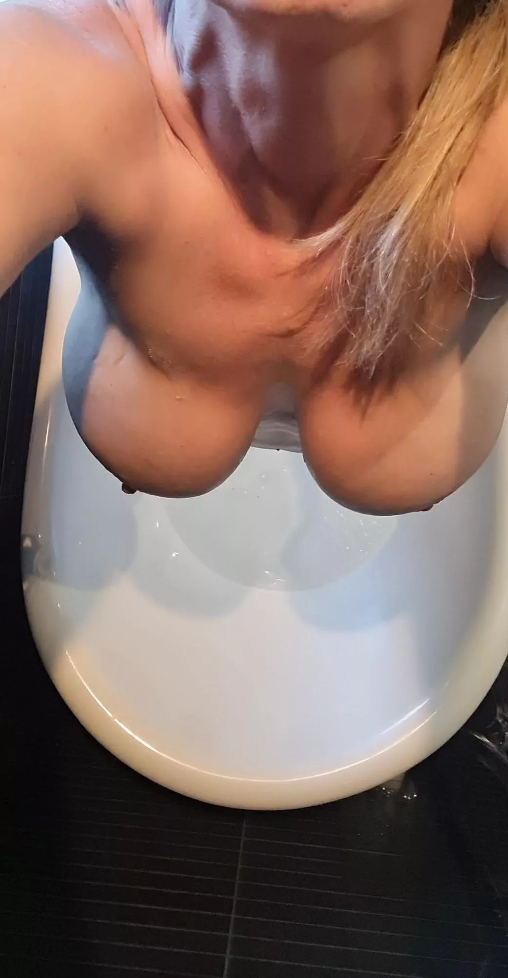 juicy jugs. . The view you get when I'm sucking cock !