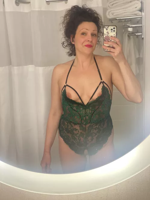 Milfie + PreK teacher = lots of hard daddies