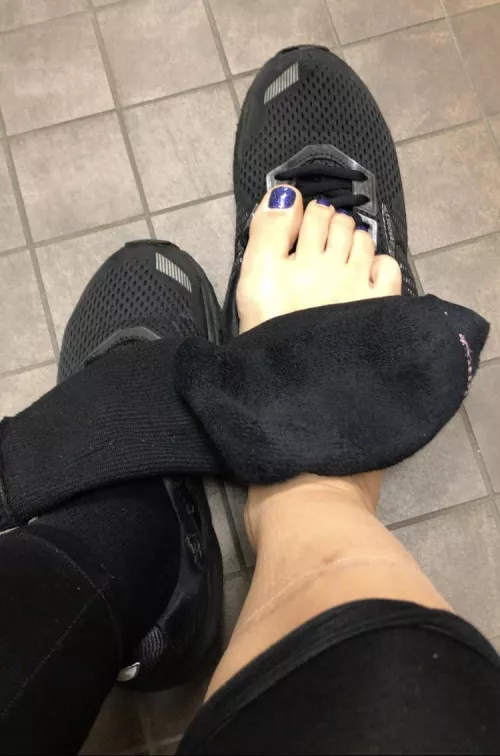 Naked feet for your socks