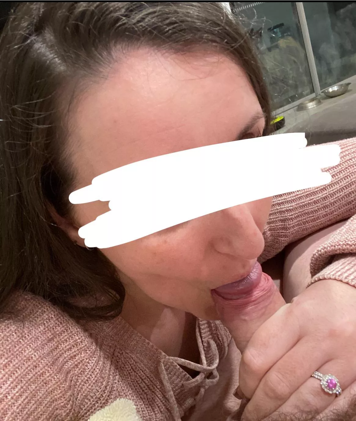 New here, I love a good load in my mouth