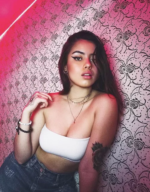 Not nude… any love? 🥺