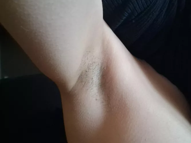 put your tongue here