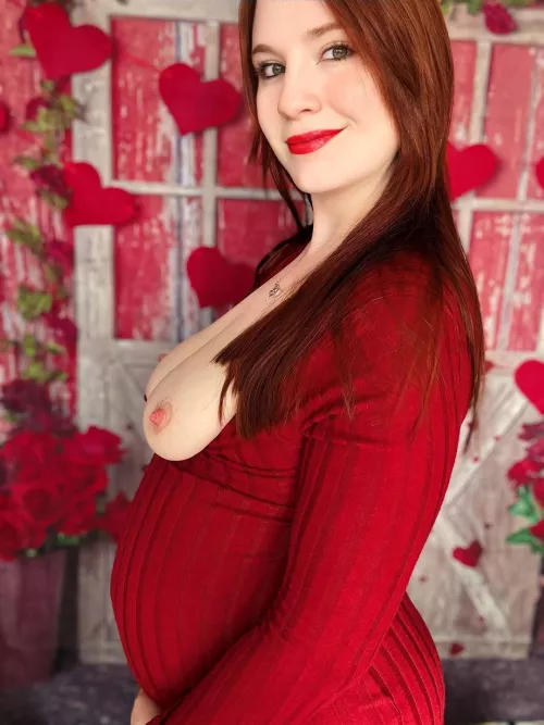 [Selling] Horny pregnant Slut available for GFE! Also selling lifetime access google drives, sexting, panties, customs, & more. Fetish friendly! Full menu in COMMENTS. Pm on telegram to buy: KinkyKat94 or kik: xredheadbeautyx