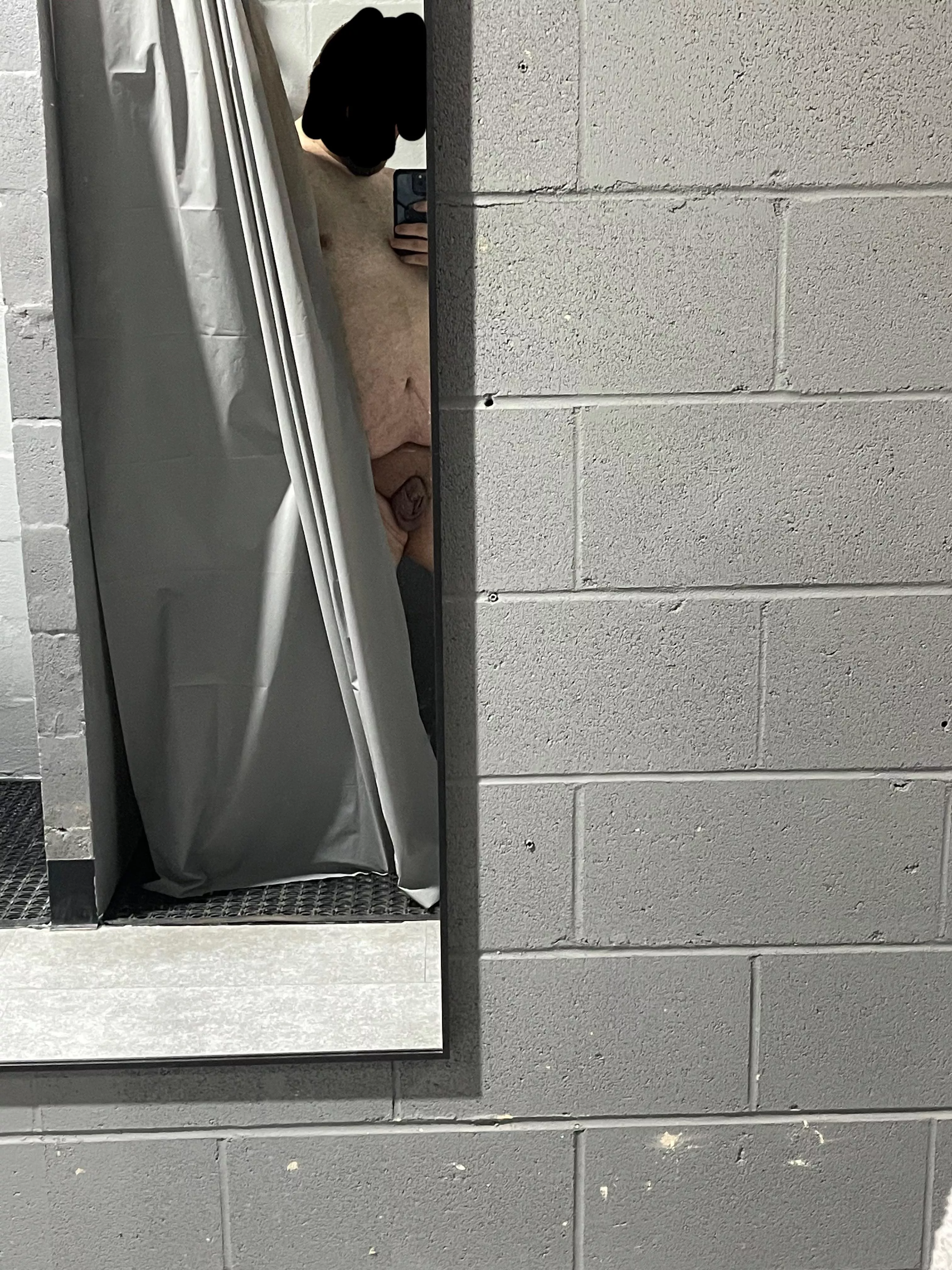 sure hope nobody walks in.. 😅