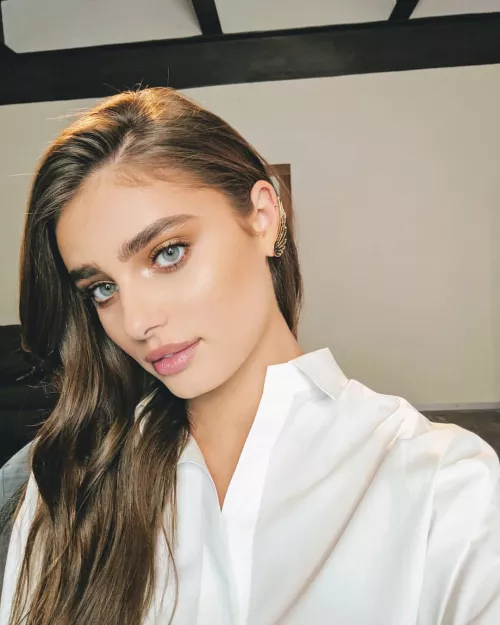Taylor Marie Hill