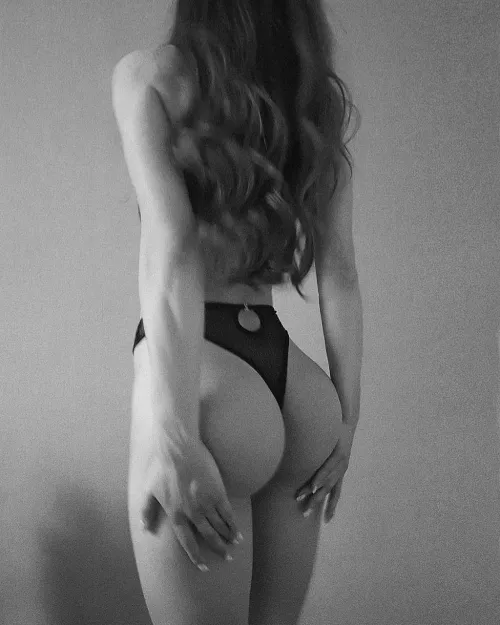 This body will make you become very hard.