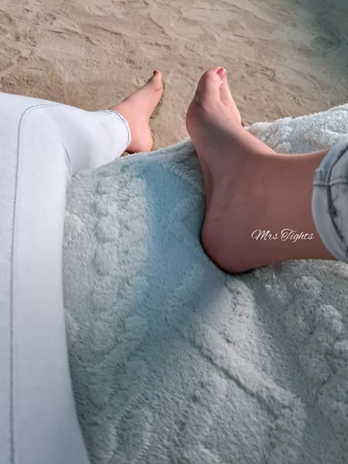 Today's tights under jeans.