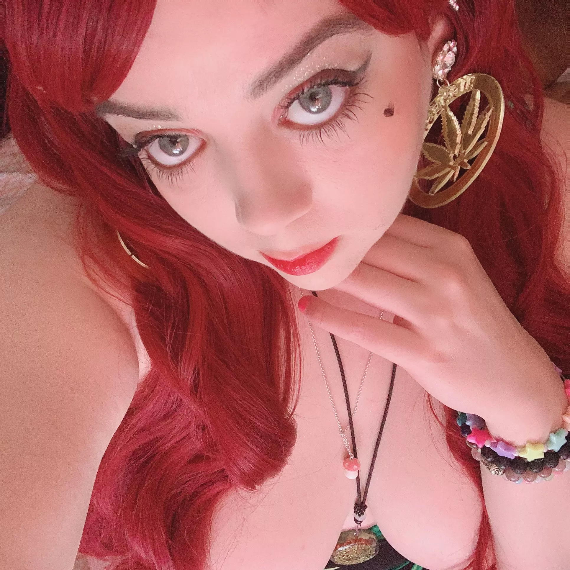 Wany my fat tits in your face?