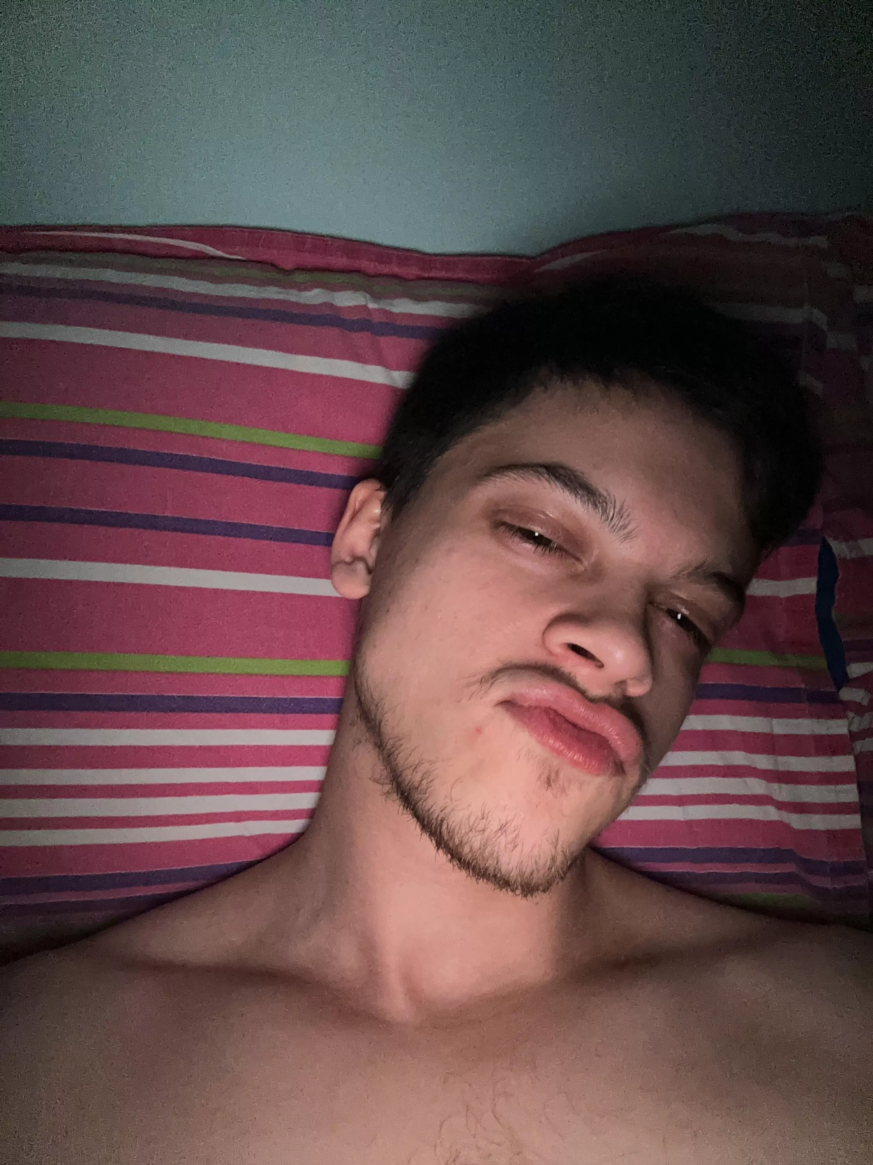 21 horny lets playy. Truth or dare?? Role playss?? Compare?? U pick snap me face. Jnscot