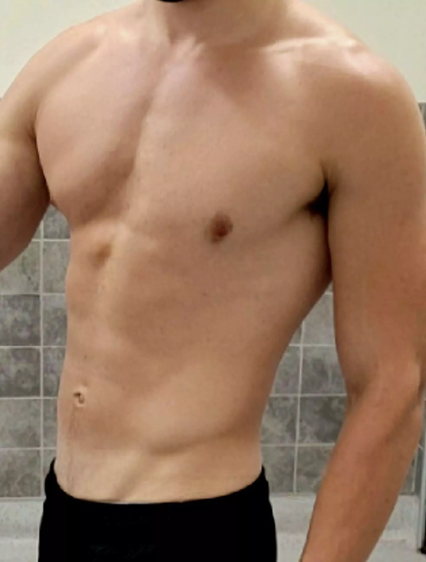 21 usa Top looking for a fit sub. Hairy+ alexygreene21