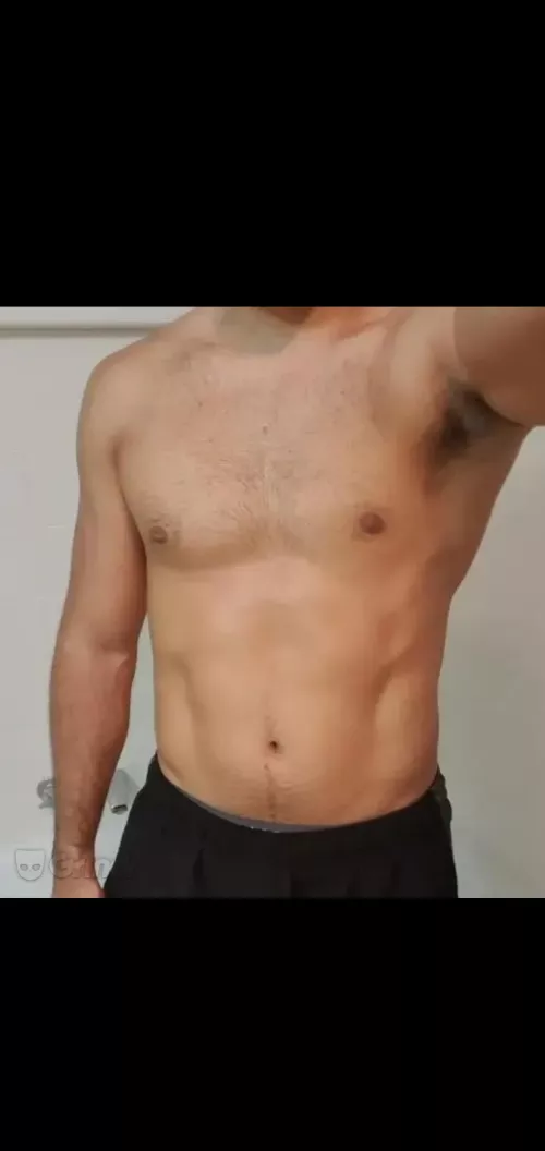 30 fit guy into similar. Hmu with a body pic. add luke_disc