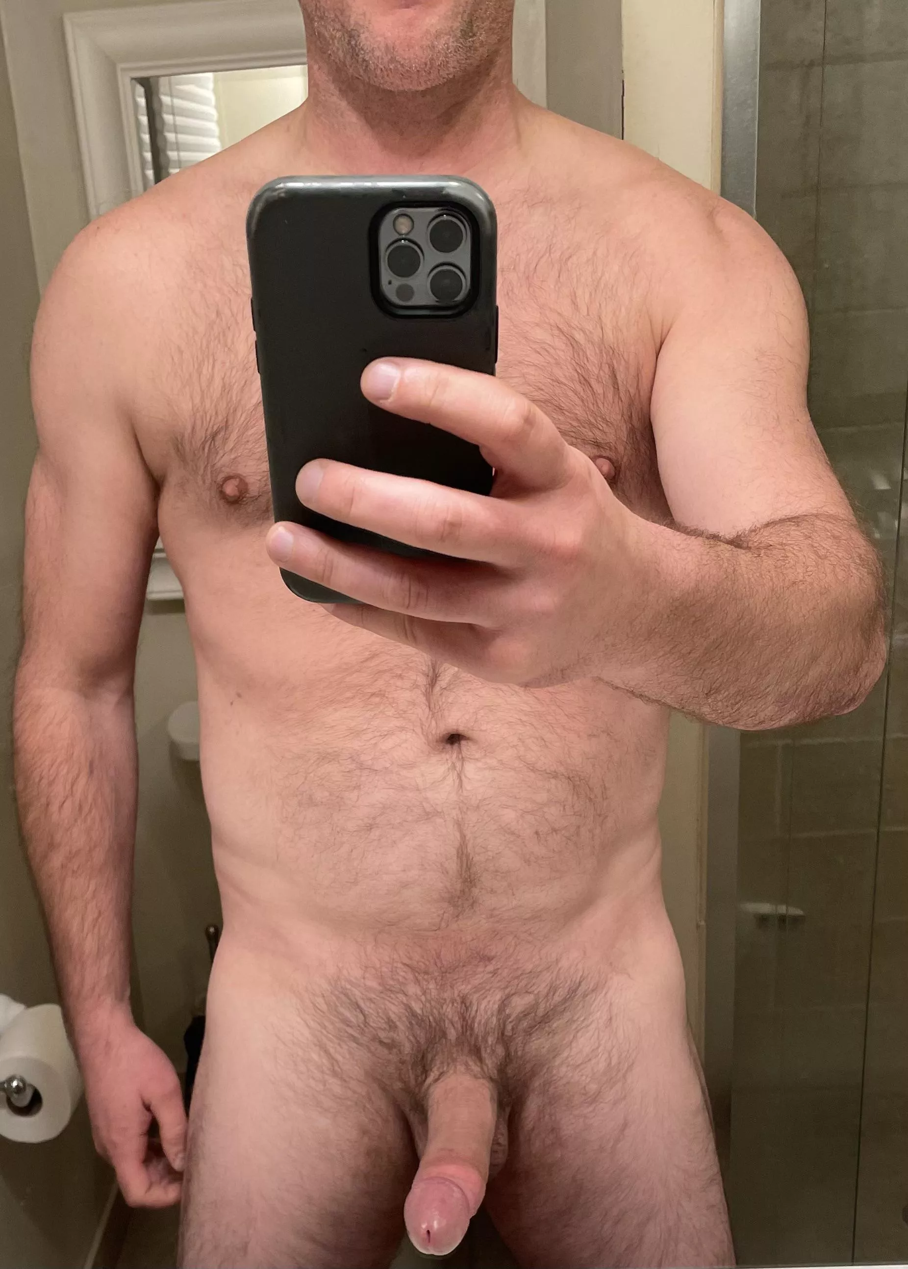 [40] DM if you want that daddy dick, ladies