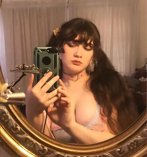 All collared up for you babe💕