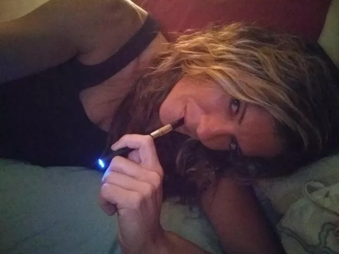 Anyone want to smoke with me and have adult fun?