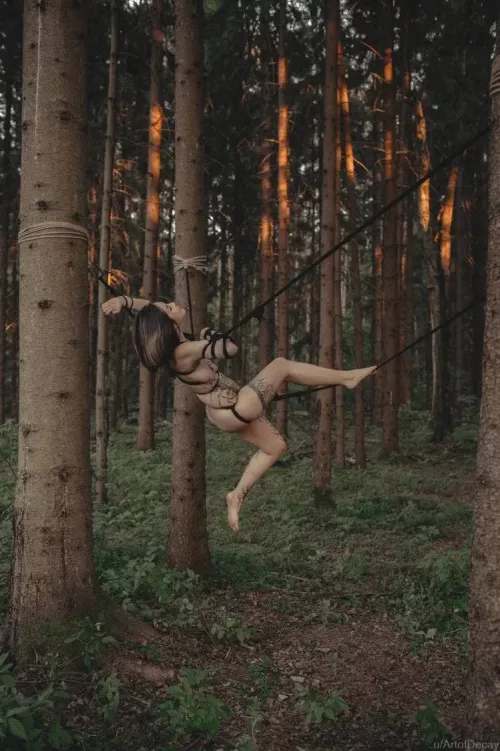 Body paint & shibari in the woods on Karandashiha