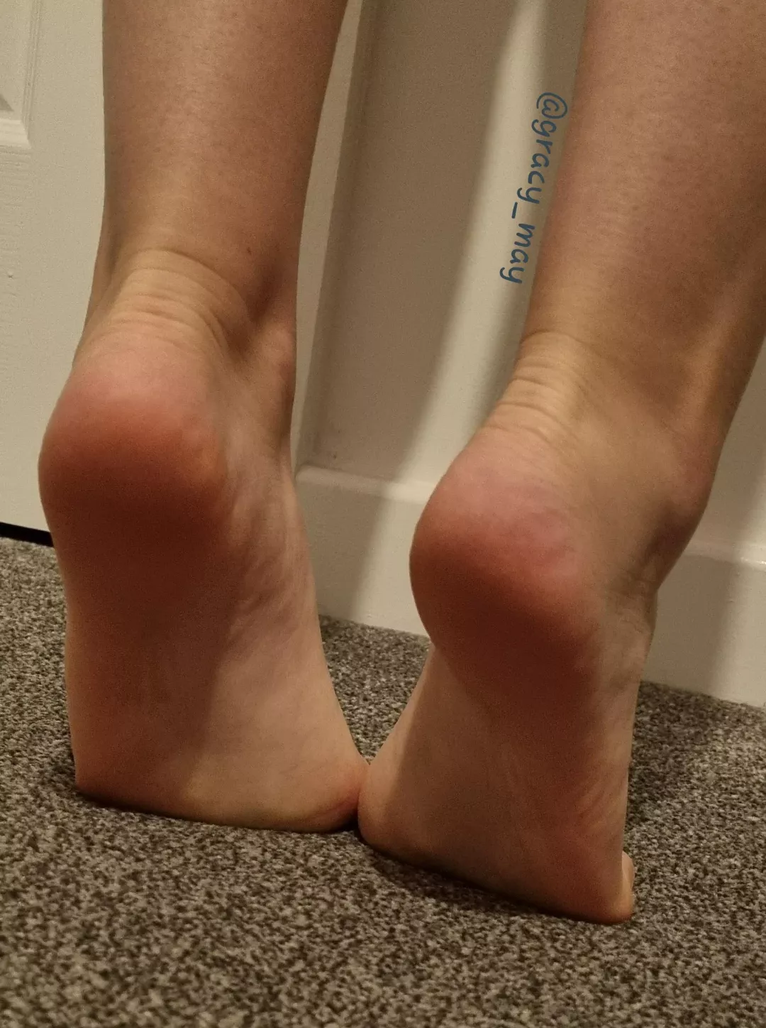 Come and kiss my soles