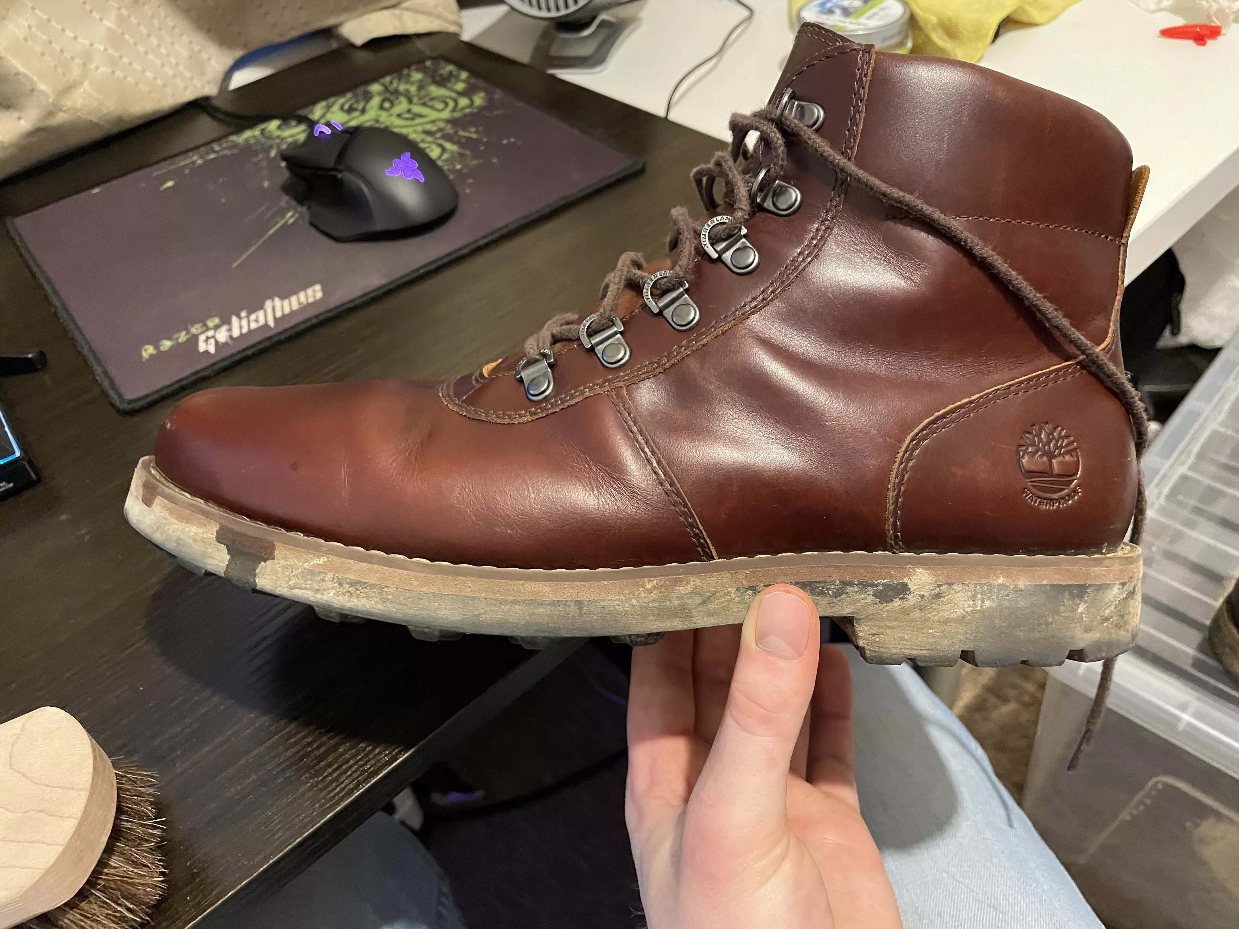 Dirty soles and well maintained uppers are a good combo!