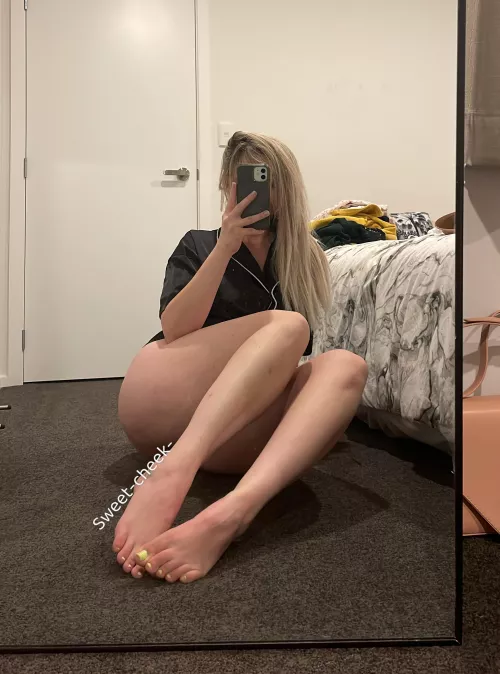 Everyday is no pants day at home