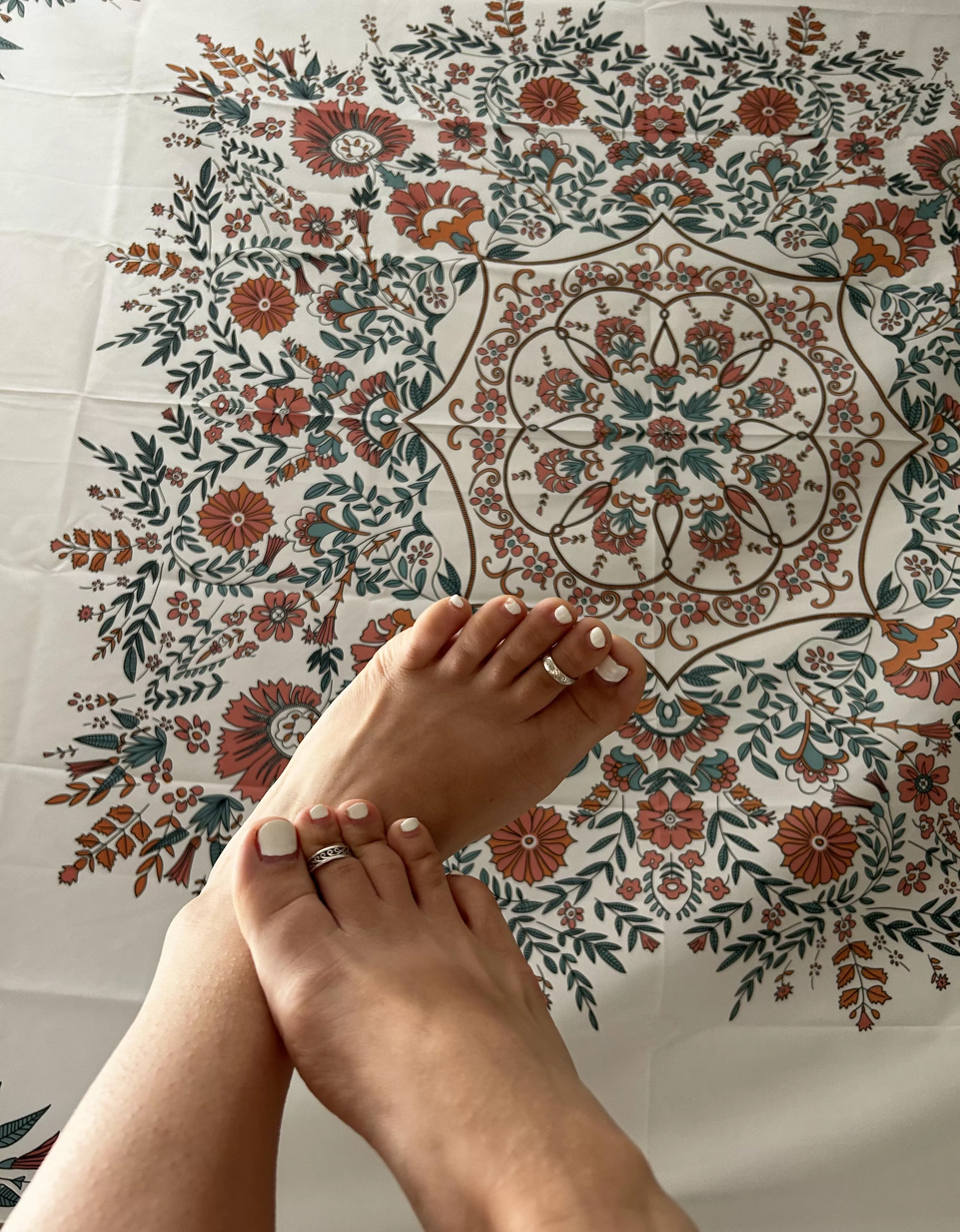 Good morning darlings… 😘