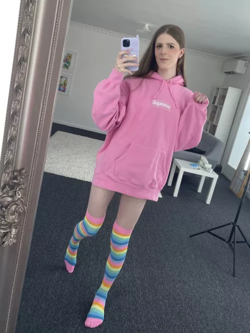 Hey it’s your friendly neighborhood uwu femboy