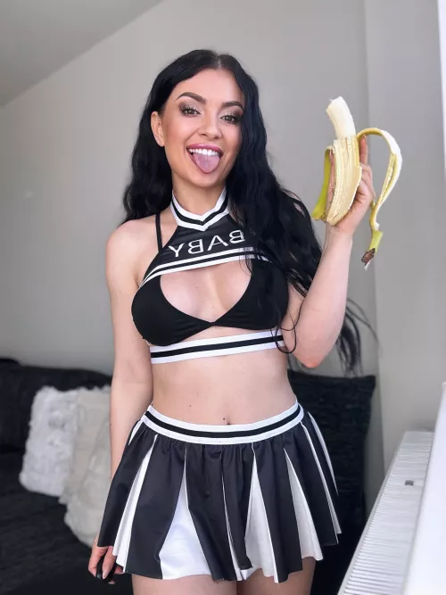 I want to eat you instead of my banana