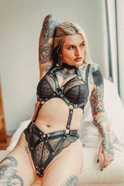 Let me know if its smash or pass 😈