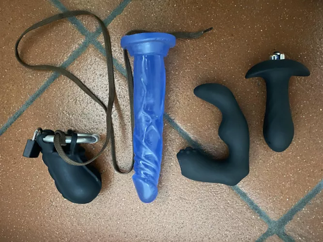 Make me buy more toys and I’ll use them for you! M 28 slave for a dominant F or dominant sissy/fem/TS