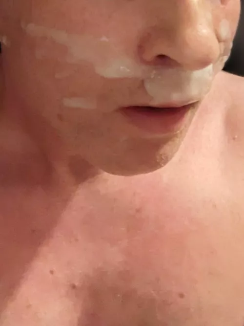 Nice self facial 💦