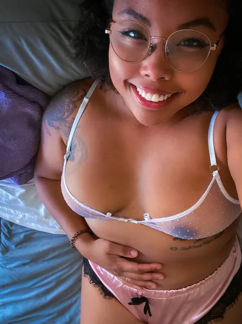 POV I'm sending you pics to distract you at work