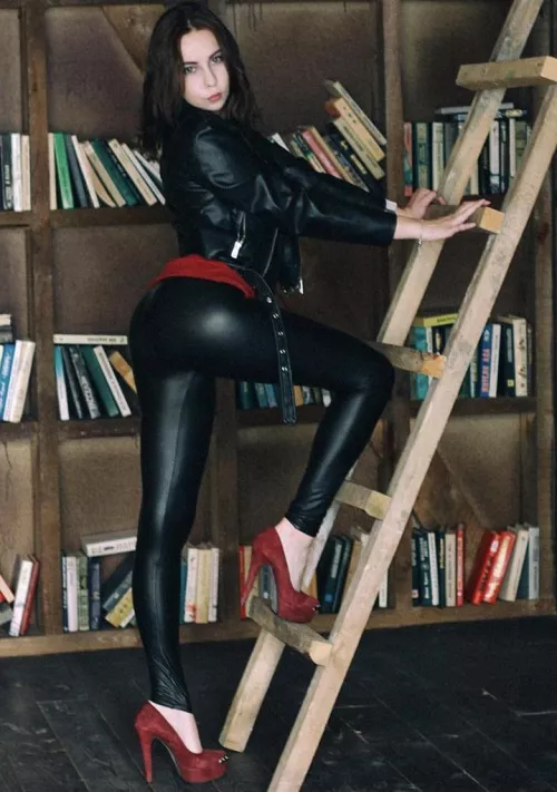 Rate my slutty fat ass🍑🥵