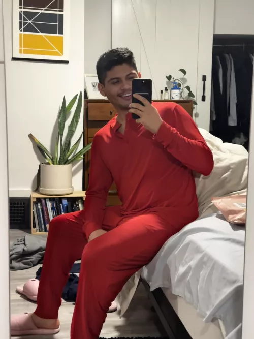 Someone ask me to be their valentine 😫