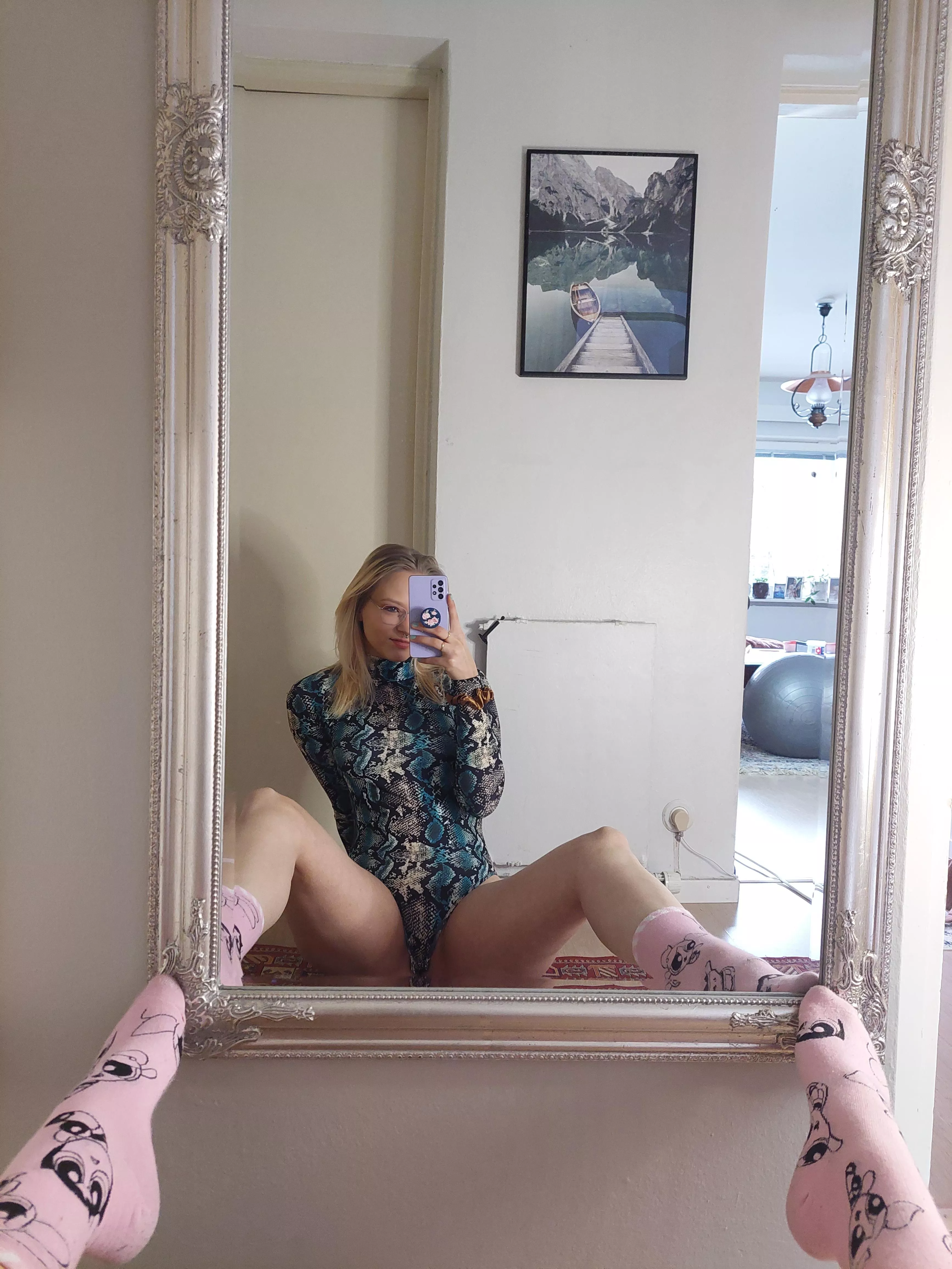 Spreading my legs but still showing off the powerpuff girls <3