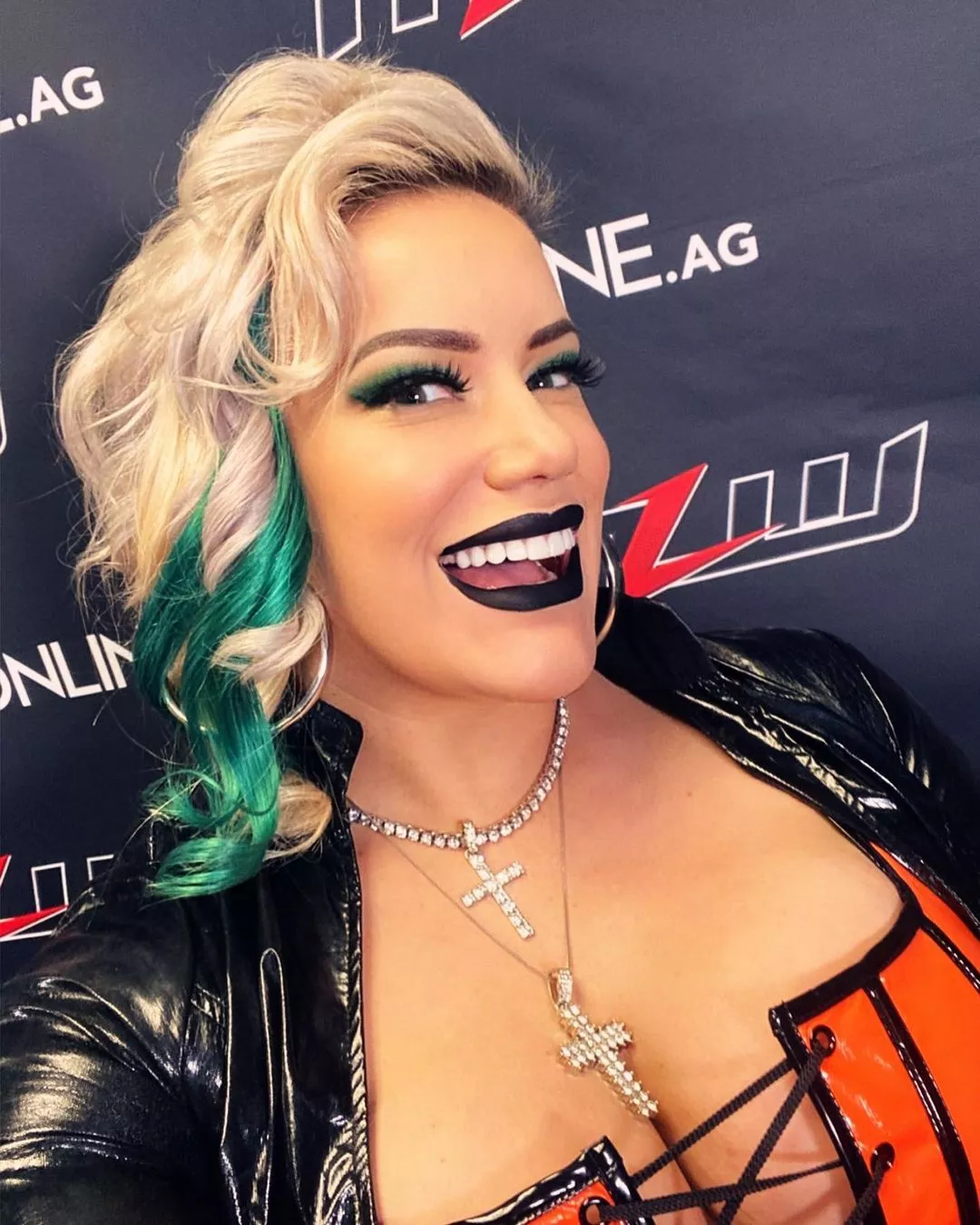 💦 Taya Valkyrie