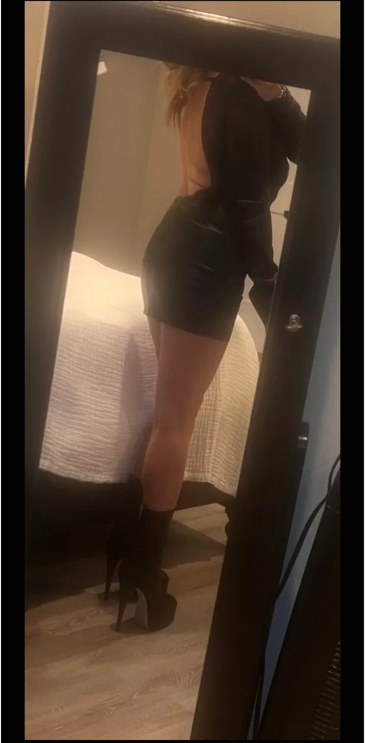 Today's work attire! 💋