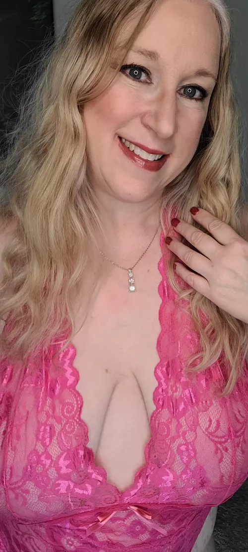 Valentine's Day is Tuesday. I'm looking forward to flowers 💐