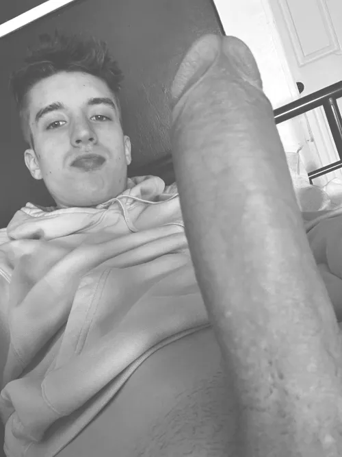 Wanna see this sexy BWC bust a fat nut